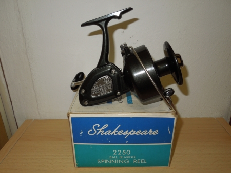 Shakespeare Ball Bearing 2250 + karton